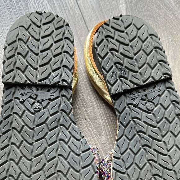 Gold Glitter Flats with Open Back Design - Picture 5 of 7